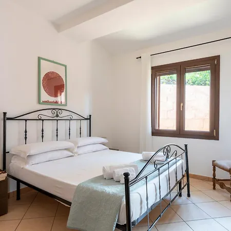 Pula, With Garden & Bbq - 250m From The Sea Villa