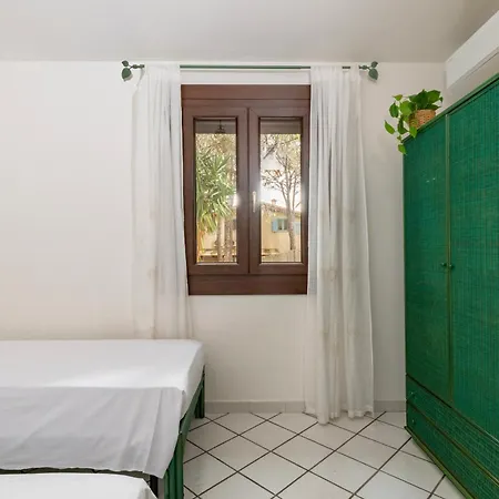 Pula, With Garden & Bbq - 250m From The Sea *
